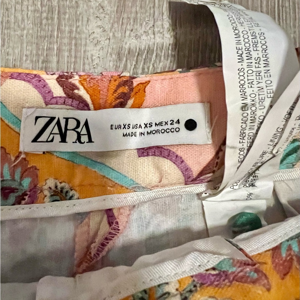 Zara High Rise Linen Print Shorts - BLOGGER FAVORITE - Picture 4 of 9